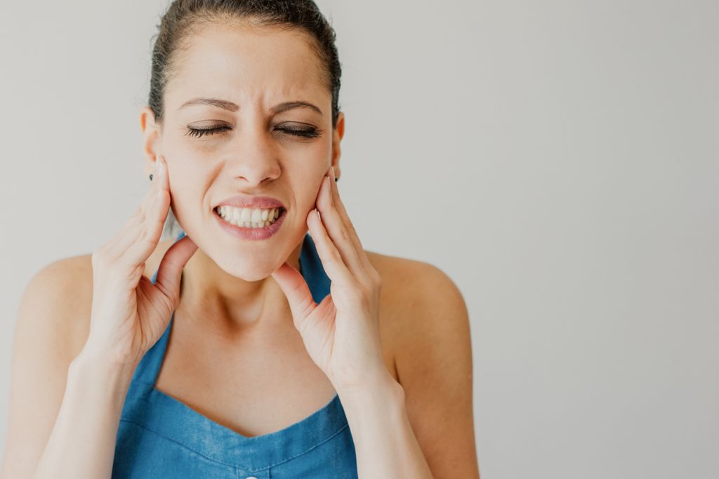 Does wisdom teeth cause jaw pain? | All about jaw health | doublejaw.com